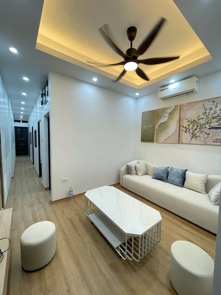 Cho thuê nhà Tập thể tầng 1 nguyễn Trãi 50m2, 2 ngủ, 8 Triệu vào ngay đóng 2 cọc 1 - Ảnh 2